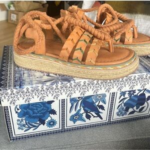 Farm Rio Sand Rope Tie Vegan Leather Tropical Platform Sandal NWT